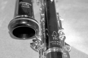 marigaux-fsc-oboe-black-white in black and white of an oboe